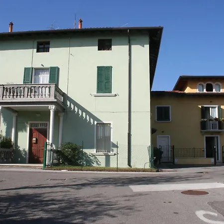 Esmera * Desenzano del Garda