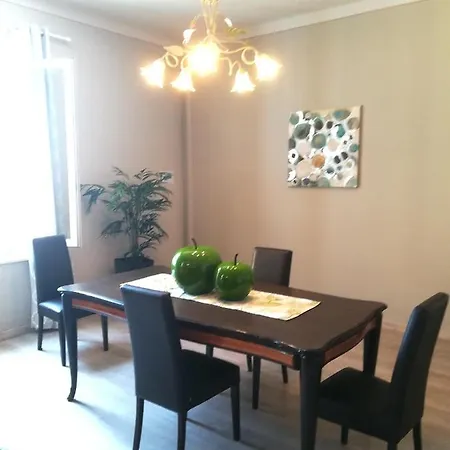 Esmera Apartment Desenzano del Garda