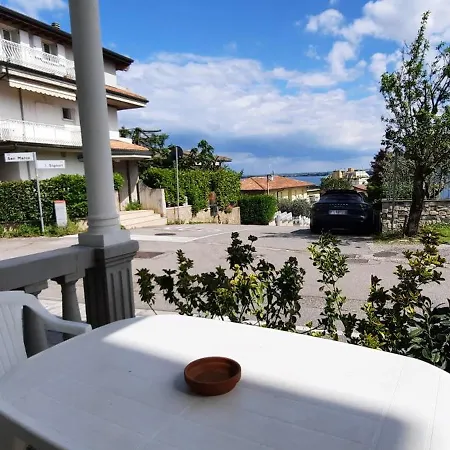 Esmera * Desenzano del Garda