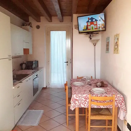 Apartment Esmera Desenzano del Garda
