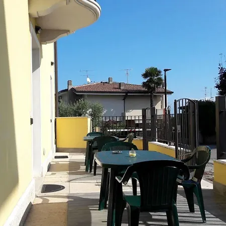 Esmera Apartment