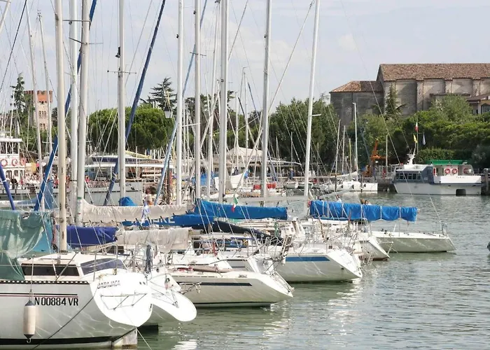 Apartament Esmera *