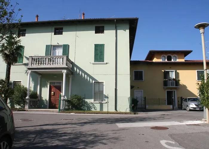 Esmera * Desenzano del Garda