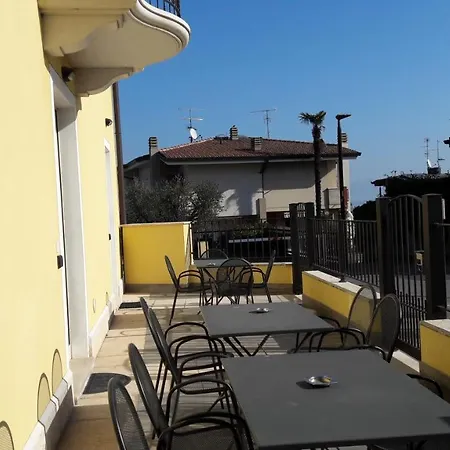 Esmera Desenzano del Garda